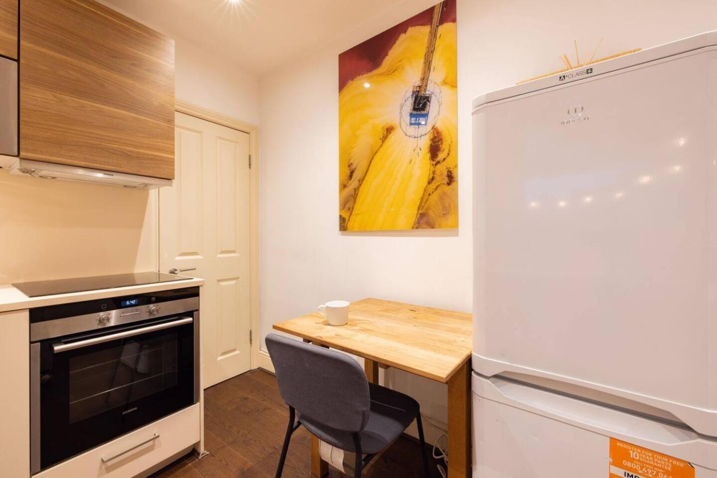 Niru Experience Hidden Gem In Chelsea 2Bd 2Ba Apartment London Bagian luar foto