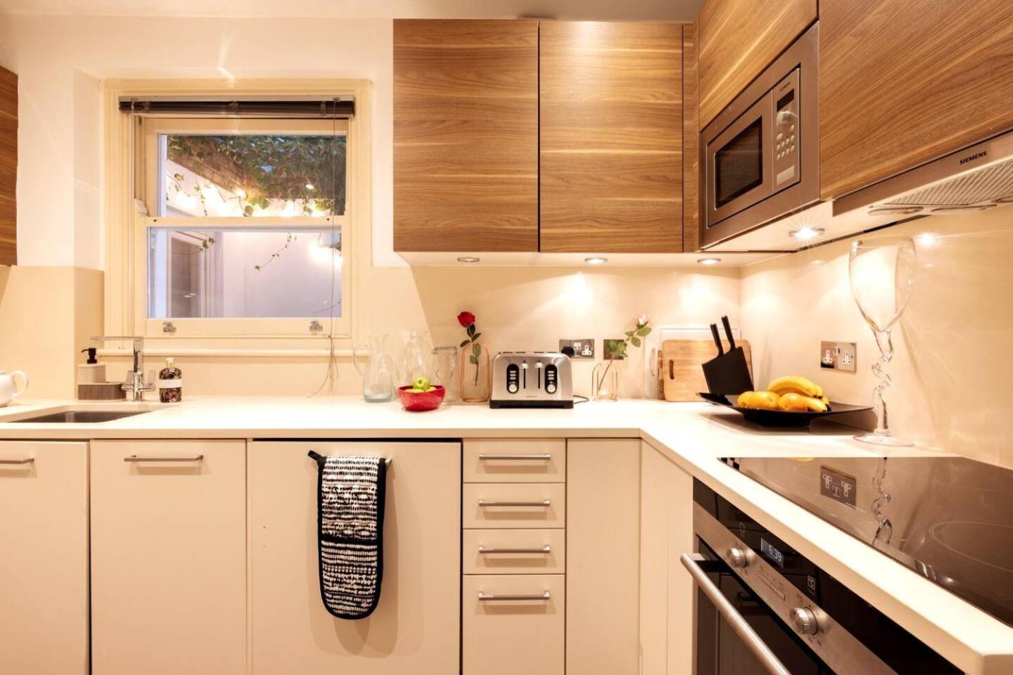 Niru Experience Hidden Gem In Chelsea 2Bd 2Ba Apartment London Bagian luar foto