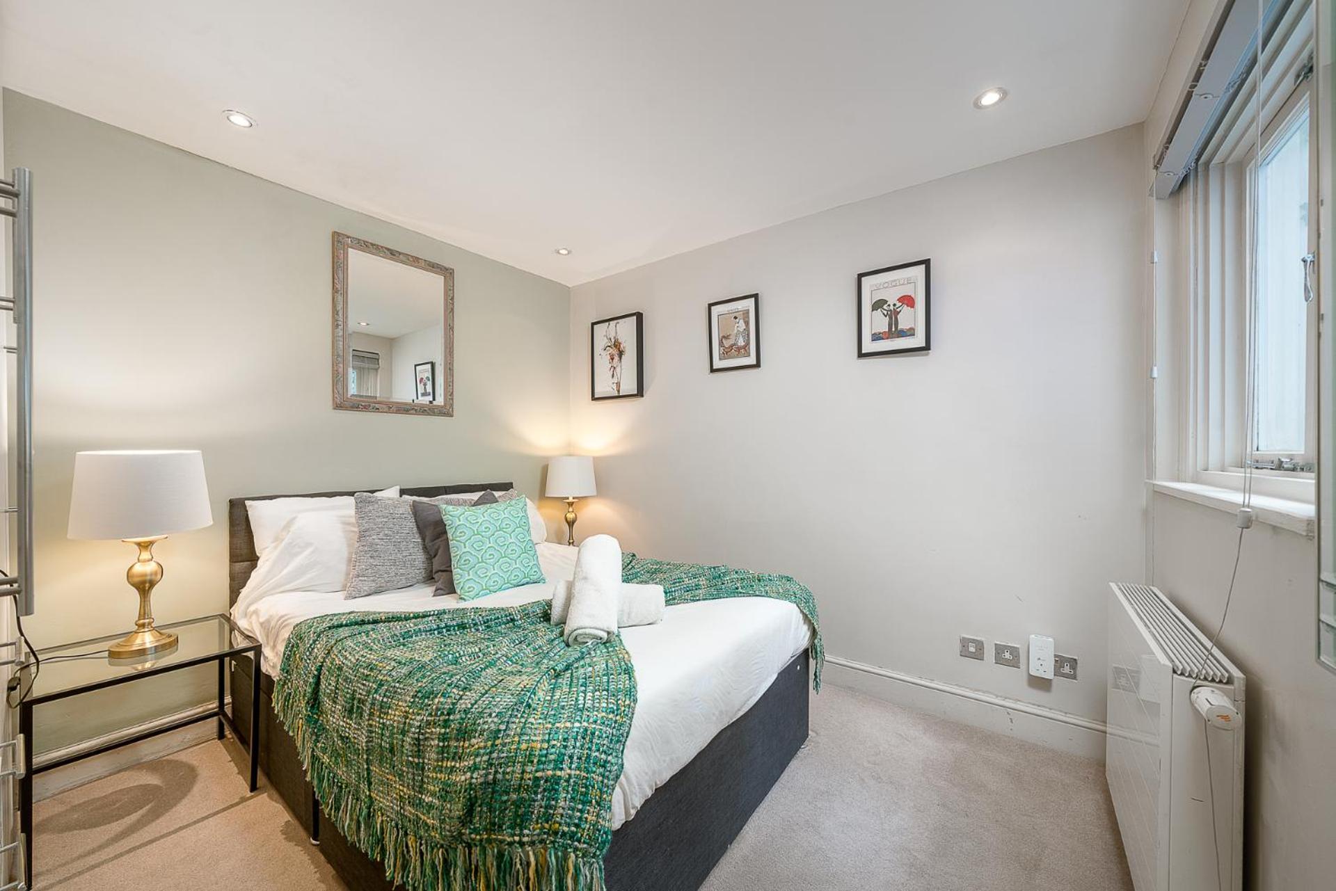 Niru Experience Hidden Gem In Chelsea 2Bd 2Ba Apartment London Bagian luar foto